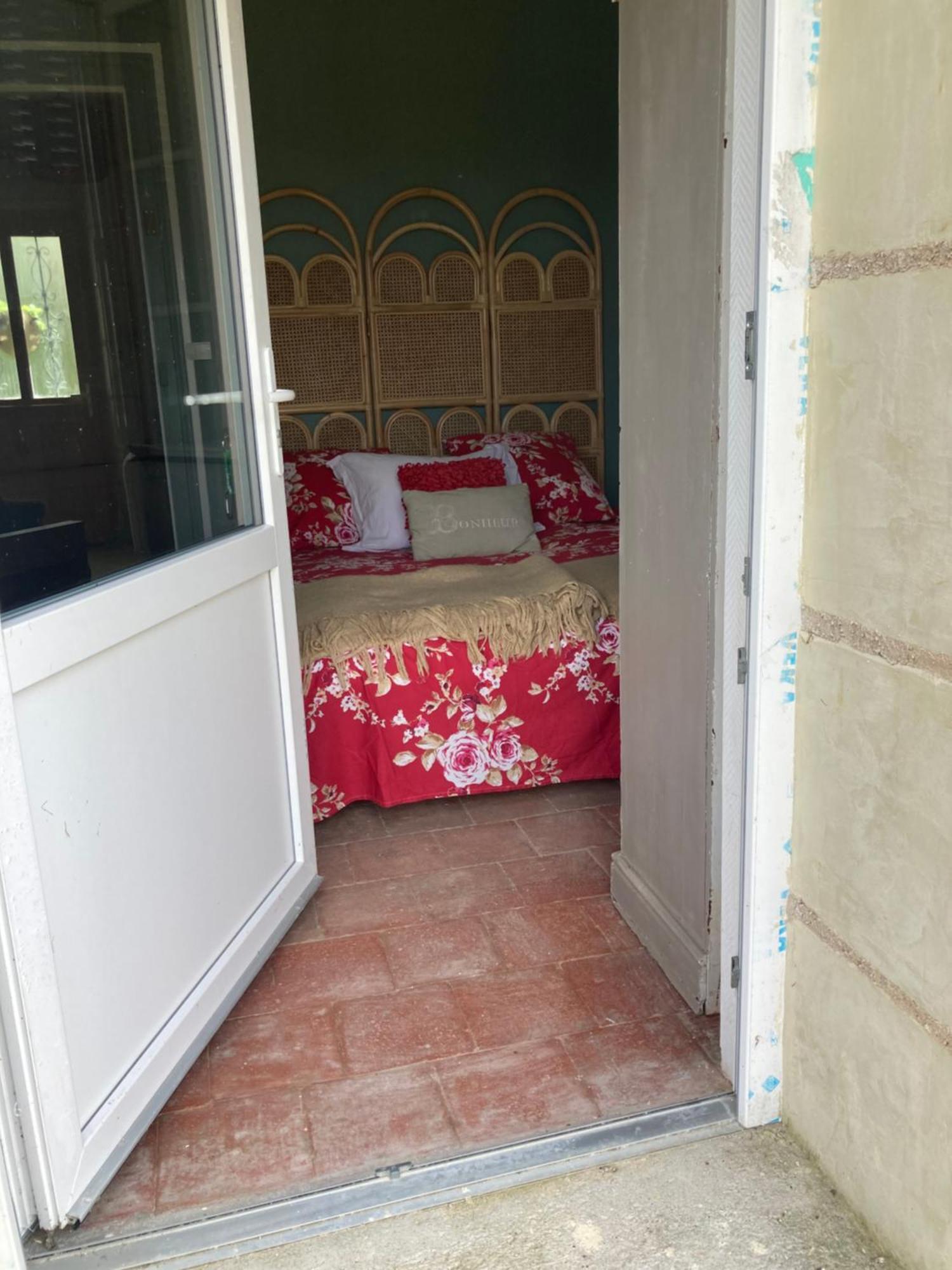 Saint-Hippolyte  Bblodges Loches Beauval المظهر الخارجي الصورة